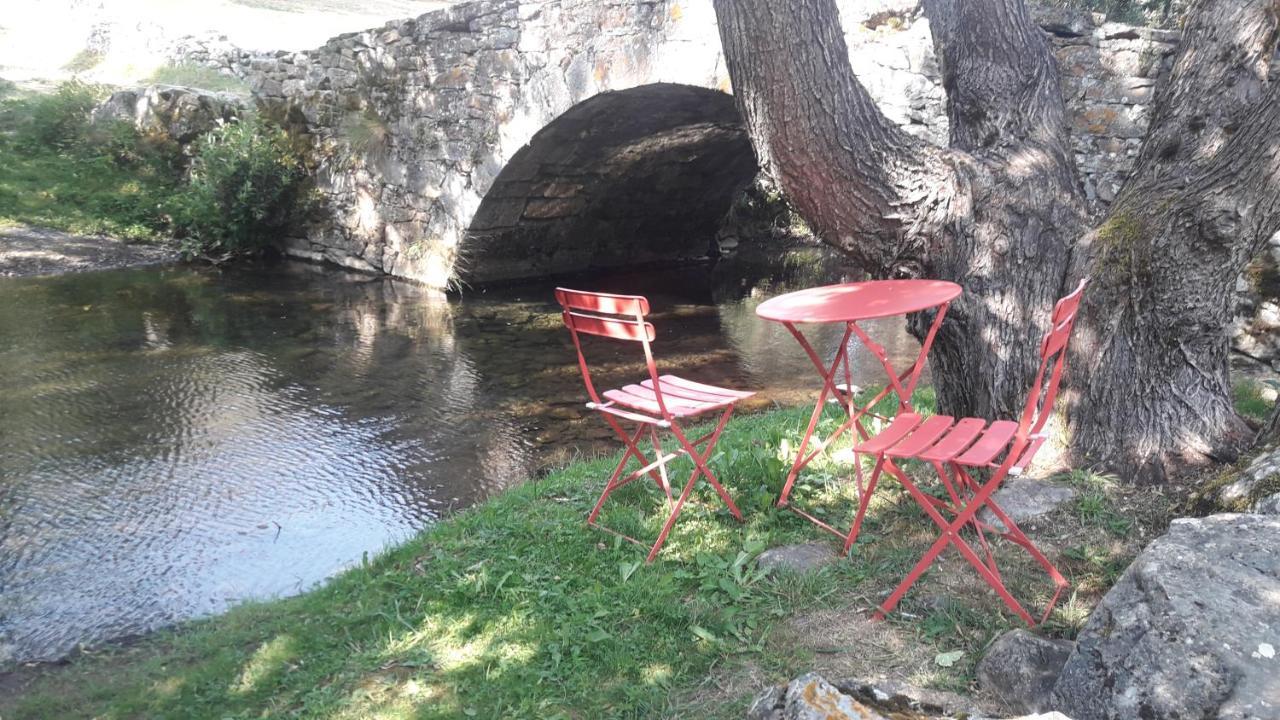 Posada Real El Rincón de Babia La Cueta Exterior foto