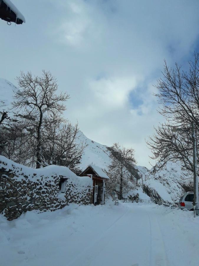 Posada Real El Rincón de Babia La Cueta Exterior foto